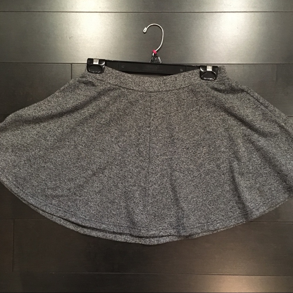 Connection 18 | heathered grey swing skirt